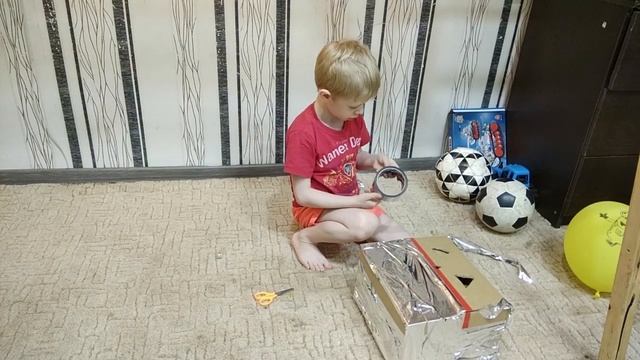 #роботы#коробка#картон#скотч#VLOG/ Робот из картонной коробки и скотча! смотреть онлайн