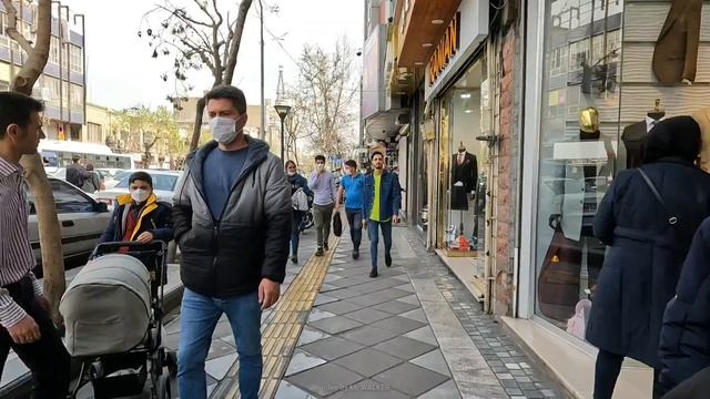 【4K】CROWDED JOMHOURI AVE TEHRAN Before Nowruz 1401 | تهران، خیابان جمهوری смотреть онлайн
