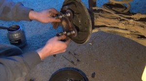 Задние тормозные колодки, замена TOYOTA PASSO