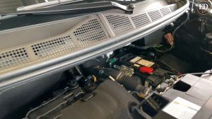 Что находится под капотом Peugeot Traveller 2021 – наглядная демонстрация