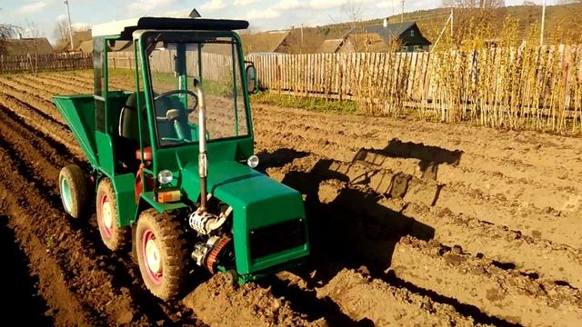 самодельная картофелесажалка посадка картофеля минитрактором МТЗ 082-133н смотреть онлайн