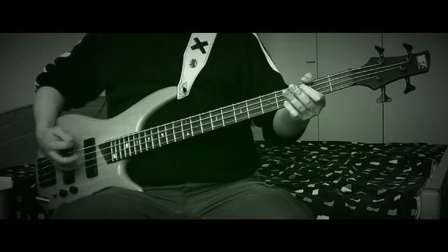 The Smiths - There Is A Light That Never Goes Out (Bass Cover) смотреть онлайн