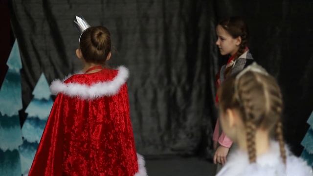 "Снежная королева" спектакль смотреть онлайн