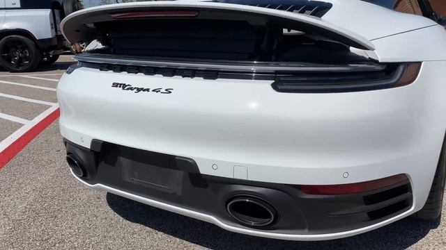 2022 Porsche 911 Targa 4S / 4 GTS Walk-around Video смотреть онлайн
