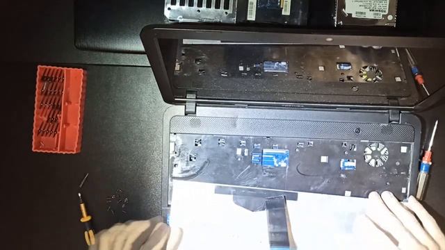 ПОЛНЫЙ РАЗБОР НОУТБУКА TOSHIBA SATELLITE смотреть онлайн