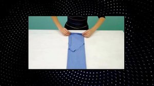 Лайфхак: как компактно свернуть футболку