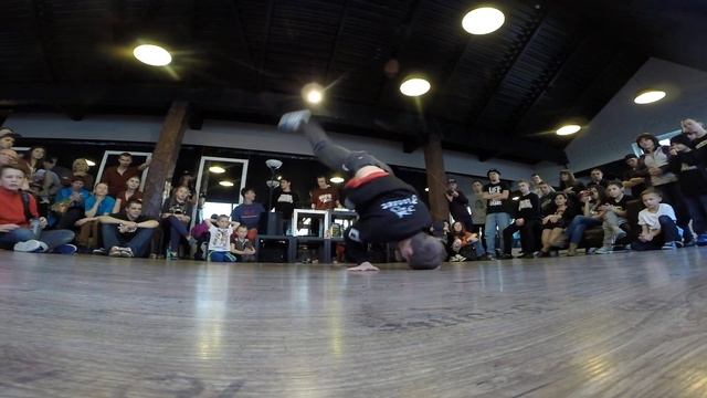 B-boy Pioneer - Judge Solo "Break Monster Jam" смотреть онлайн