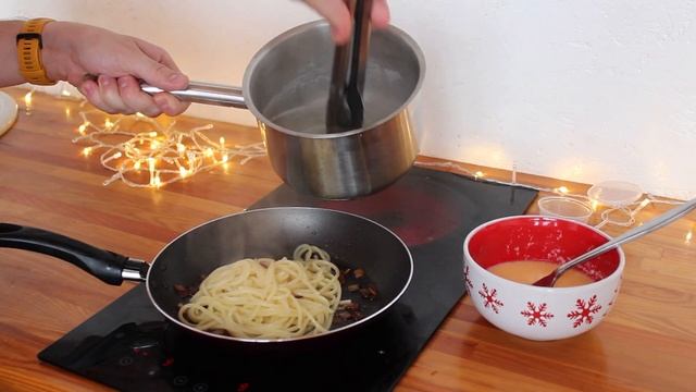 Приготовление Спагетти с беконом в яичном соусе