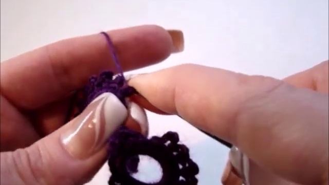 АЖУРНЫЙ КРУГЛЫЙ МОТИВ. Второй этап - соединяем отдельные элементы в ажурный круглый мотив смотреть онлайн