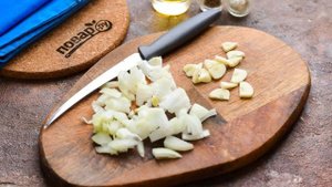 Жареная курица на сковороде