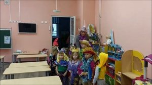 Рождественские колядки в старшей группе "Пчелки" в детском саду №82 "Одуванчик" г. Брянска