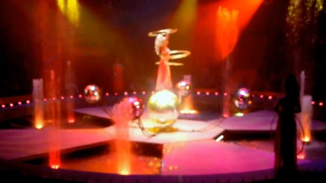 ЦИРК! ЦИРК! ЦИРК! в Гомеле ШОУ ГИГАНТСКИХ ФОНТАНОВ! Удивительный город смотреть онлайн