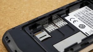 AGM M5 - обзор защищённого кнопочного смартфона