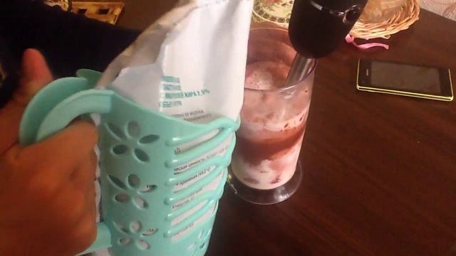 Как сделать вкусный коктейль. смотреть онлайн