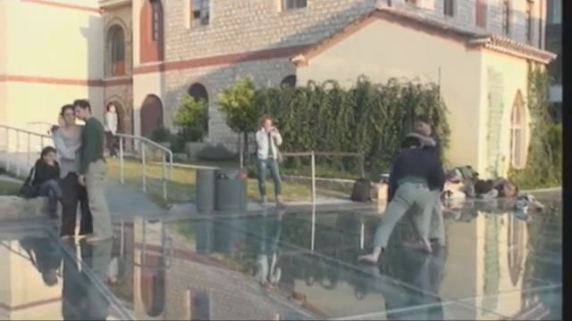 'Present bodies', Acropolis 2011: A performance of contact improvisation and dance improvisation смотреть онлайн