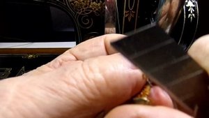 челнок лодочка,как заправлять.