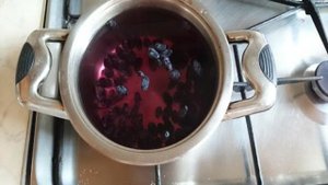 Компот из жимолости
