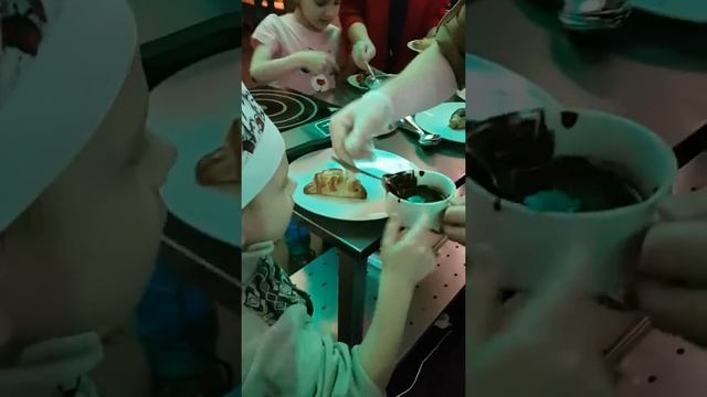 #4 Детский мастер-класс 28.01.8 Готовим круассаны смотреть онлайн