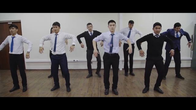 Новогодний ролик от Бишкекского филиала Банка Бай-Тушум смотреть онлайн