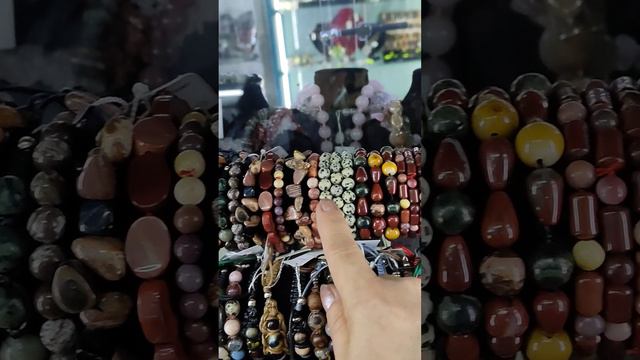 обзор витрины с браслетами смотреть онлайн