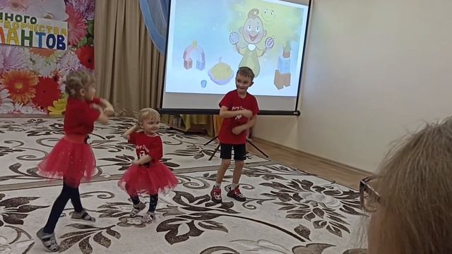 танец"лялечка" смотреть онлайн