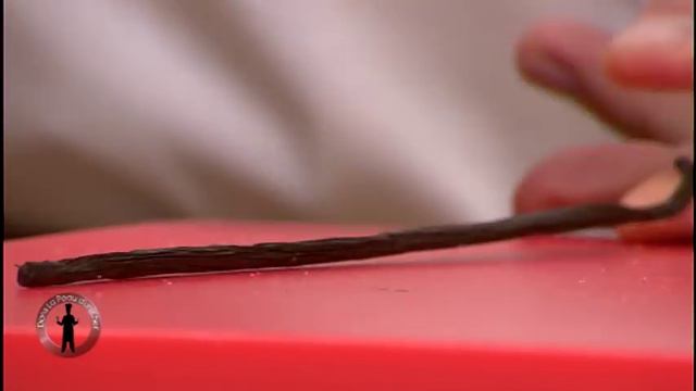 Mousse légère ivoire, croustillant chocolat, noix et café par Christophe Michalak (#DPDC) смотреть онлайн