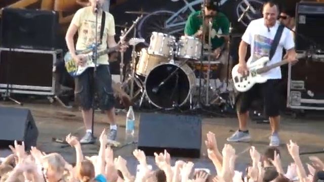 Из окна (SU`10 NiNo) смотреть онлайн