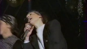 НЕОНОВЫЙ МАЛЬЧИК -  По лужам