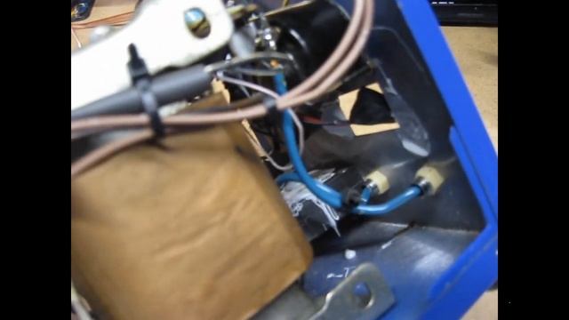 122 простое зарядное аккумуляторов УЗ-12А (ЗУ-2М) 6/12 В обзор регулятор напряжения, блок питания