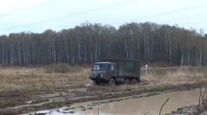 Pinzgauer Steyr Puch 712 AMB 6x6 and Russian dirt
