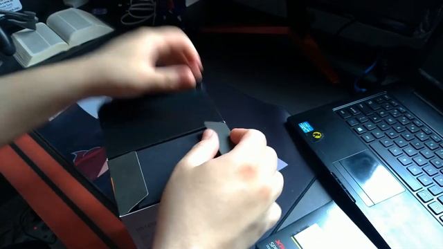 Unboxing da B550M Plus TUF + Ryzen 5 5600X + XPG Spectrix D50 + SSD M 2 NVMe Crucial P2 смотреть онлайн