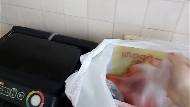 Получила посылку от Любимого Василька. Мои тарелочки. Закупились немного в Европе. смотреть онлайн