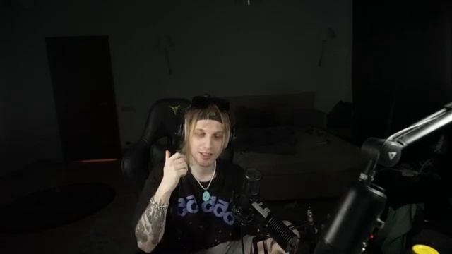 PLOHOYPAREN ПИШЕТ ТРЕК НА СТРИМЕ// PLOHOYPAREN STREAM