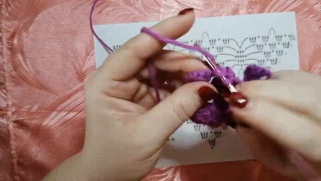 Шаль крючком. Узор "паучки."