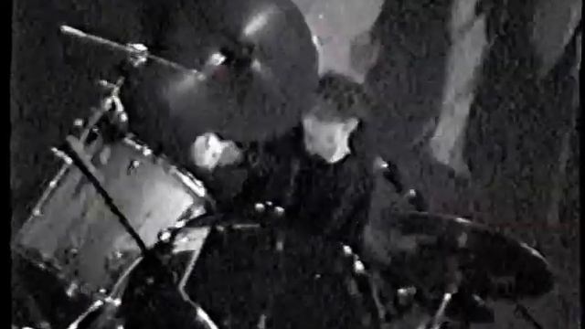 WEEZDUM - Wormholes | ПOCT ФЕСТ Ласточка Спб 2022 VHS version смотреть онлайн