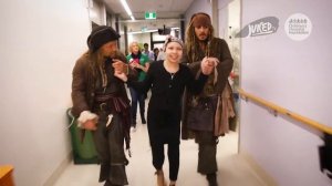 джек воробей сделал сюрприз больным детям