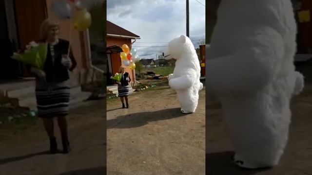 Ростовая кукла Белый медведь смотреть онлайн