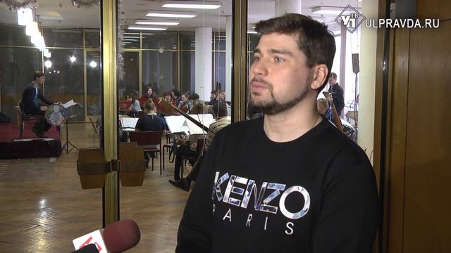 Баритон Тимофей Баранов приехал на родину с концертной программой смотреть онлайн