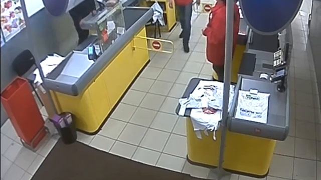 Налет на супермаркет в Гатчине смотреть онлайн