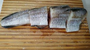 Минтай тушёный в томатном соке