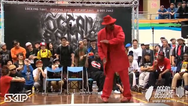 Классно танцует Boogaloo смотреть онлайн