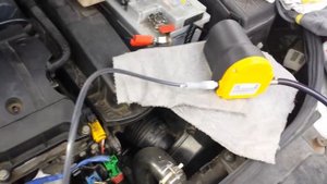 citroen c4 откачка масла через щуп
