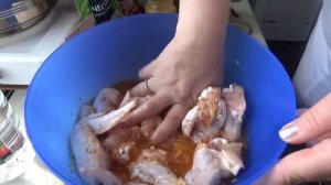 ЕСЛИ В МАРИНАД ДЛЯ КРЫЛЫШЕК ДОБАВИТЬ УКСУС, ТО РЕЗУЛЬТАТ ВАС УДИВИТ!