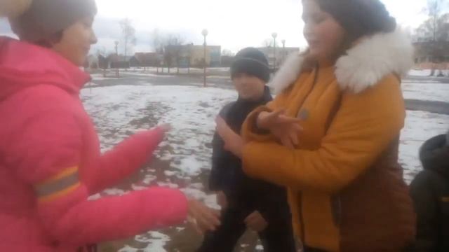 Как нужно здороваться при встрече?!