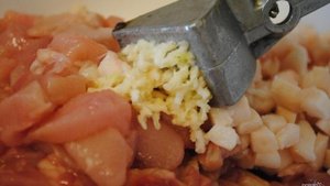 Сногсшибательный куриный рулет Мраморный