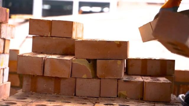 ЖК  Ак-Ниет, начало кирпичной кладки. 22.02.2021 смотреть онлайн