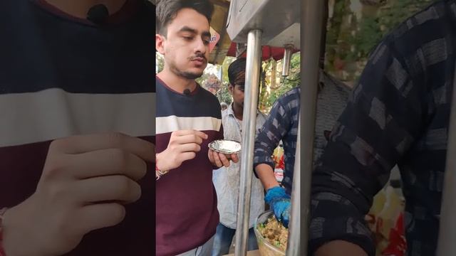 Famous Bengali Style Puchka’s in Delhi l Chittaranjan Park Market l Indian Street Food смотреть онлайн