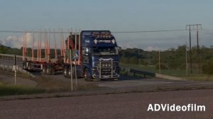 Очень крутые грузовики съезжаются на трак шоу / Very cool trucks come to the truck show