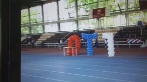 сдаю  ГТО по физ-ре. Бег 1км,наклон со скамьи,челночный бег,оджимание,прыжок в длинну,пресс 1мин...