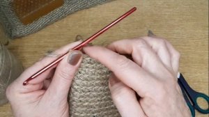 ЭКО. Варежка - мочалка из джута.